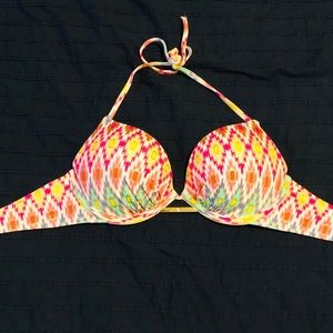 Brand new Victoria’s Secret Bombshell Bikini Top